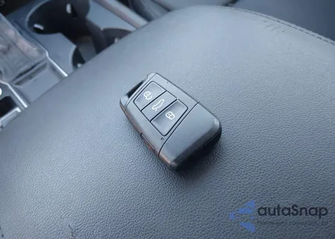 2018 Volkswagen Atlas 3.6L V6 Se from USA, damaged, VIN 1V2CR2CA4JC569323